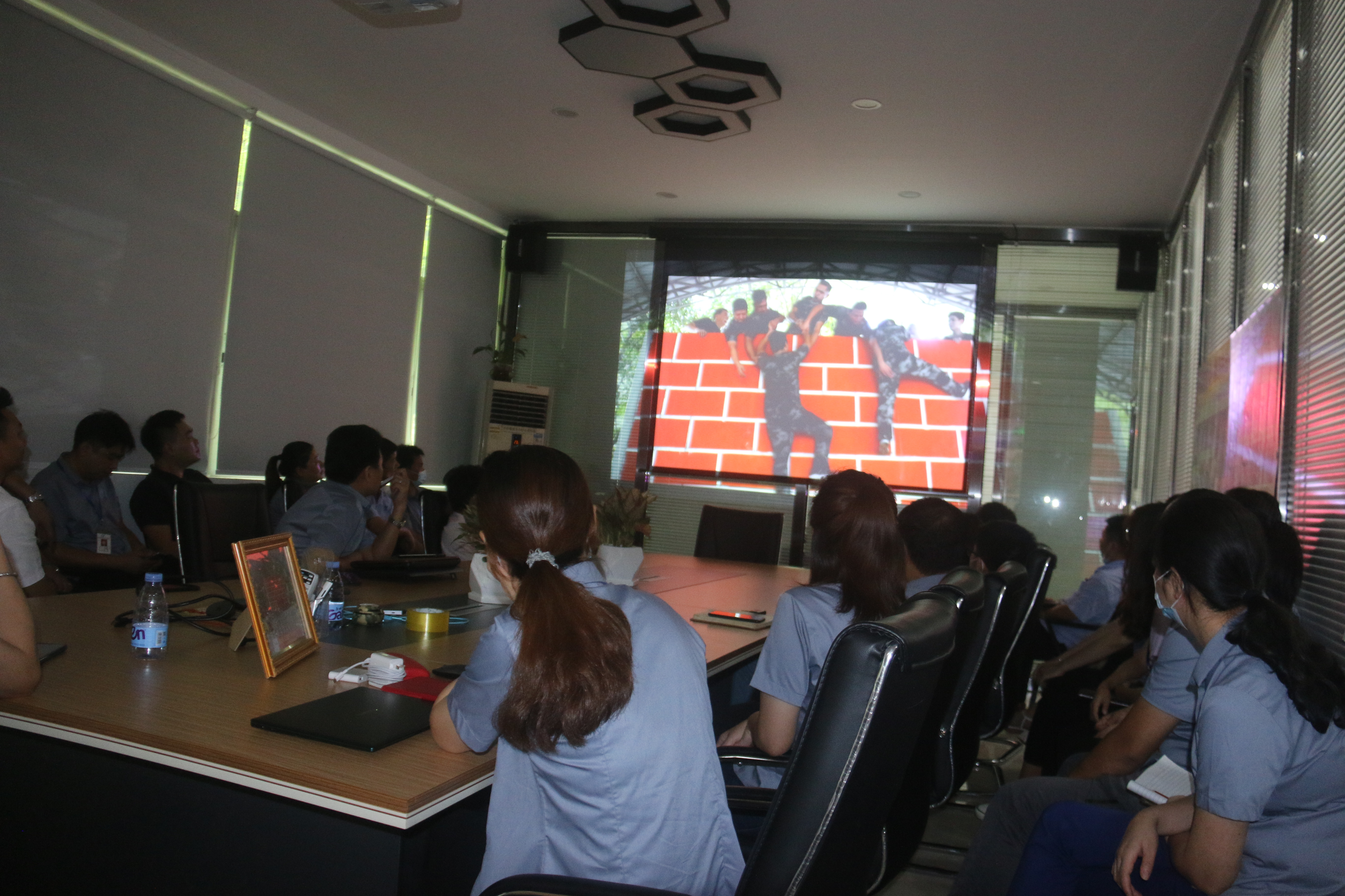 同心協(xié)力、贏在執(zhí)行、共創(chuàng)輝煌-深圳譽(yù)格拓展訓(xùn)練回顧